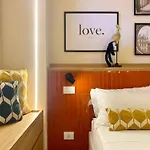 Portofino Exclusive Suite, 85 Sqm, 2b 2b, In Front Of Harbour, Wifi, With Parking Apartament